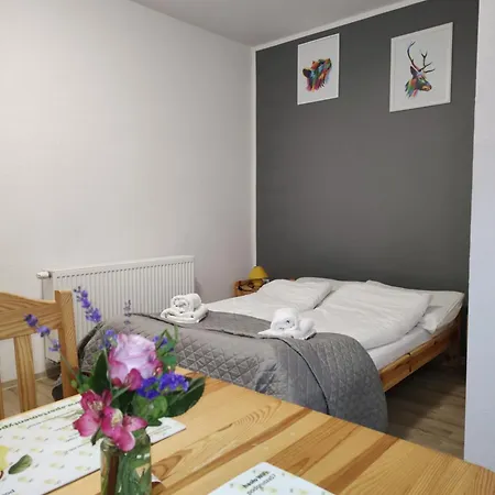 Pod Grusza -osobne Wejscia Apartmán *