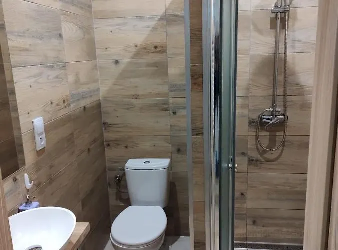 Pod Grusza -osobne Wejscia *