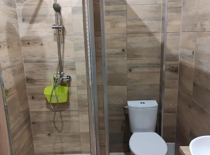 Pod Grusza -osobne Wejscia